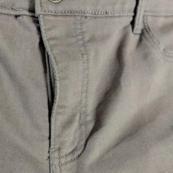 Liz Claiborne tan slim size 18 - Picture 7 of 7